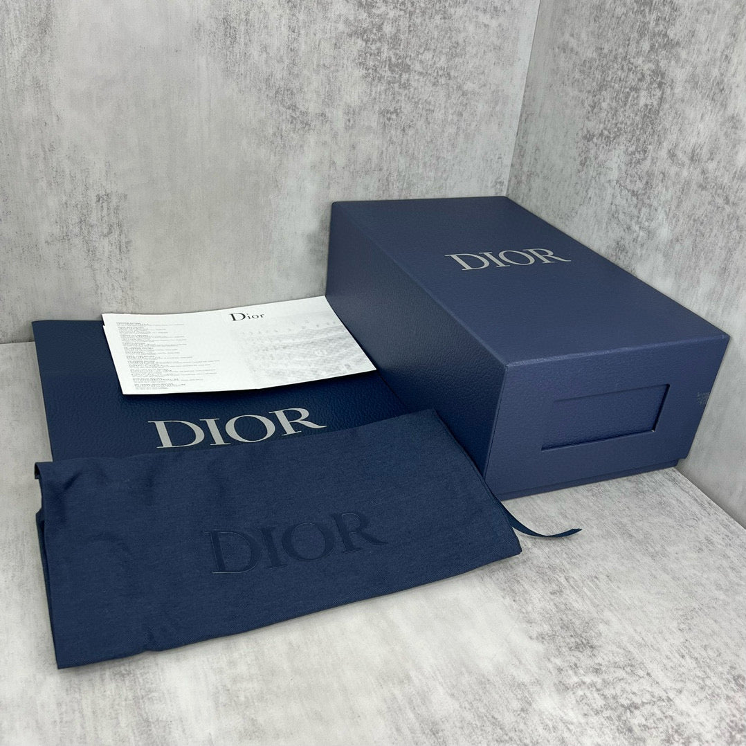 DIO Sandals