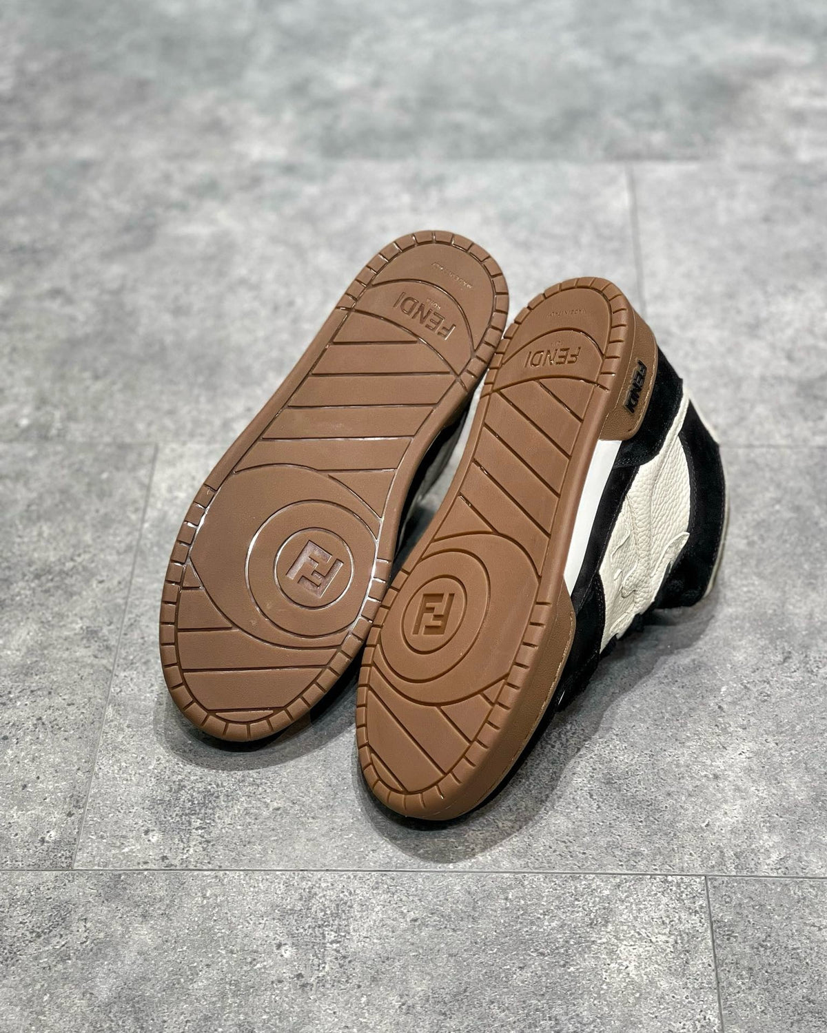 FEN Sneakers