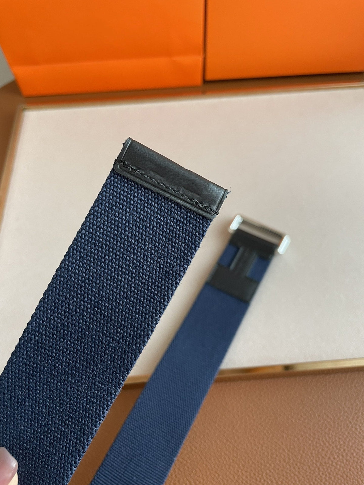 4.0CM BLUE TEXTILE BLACK LEATHER H BELT