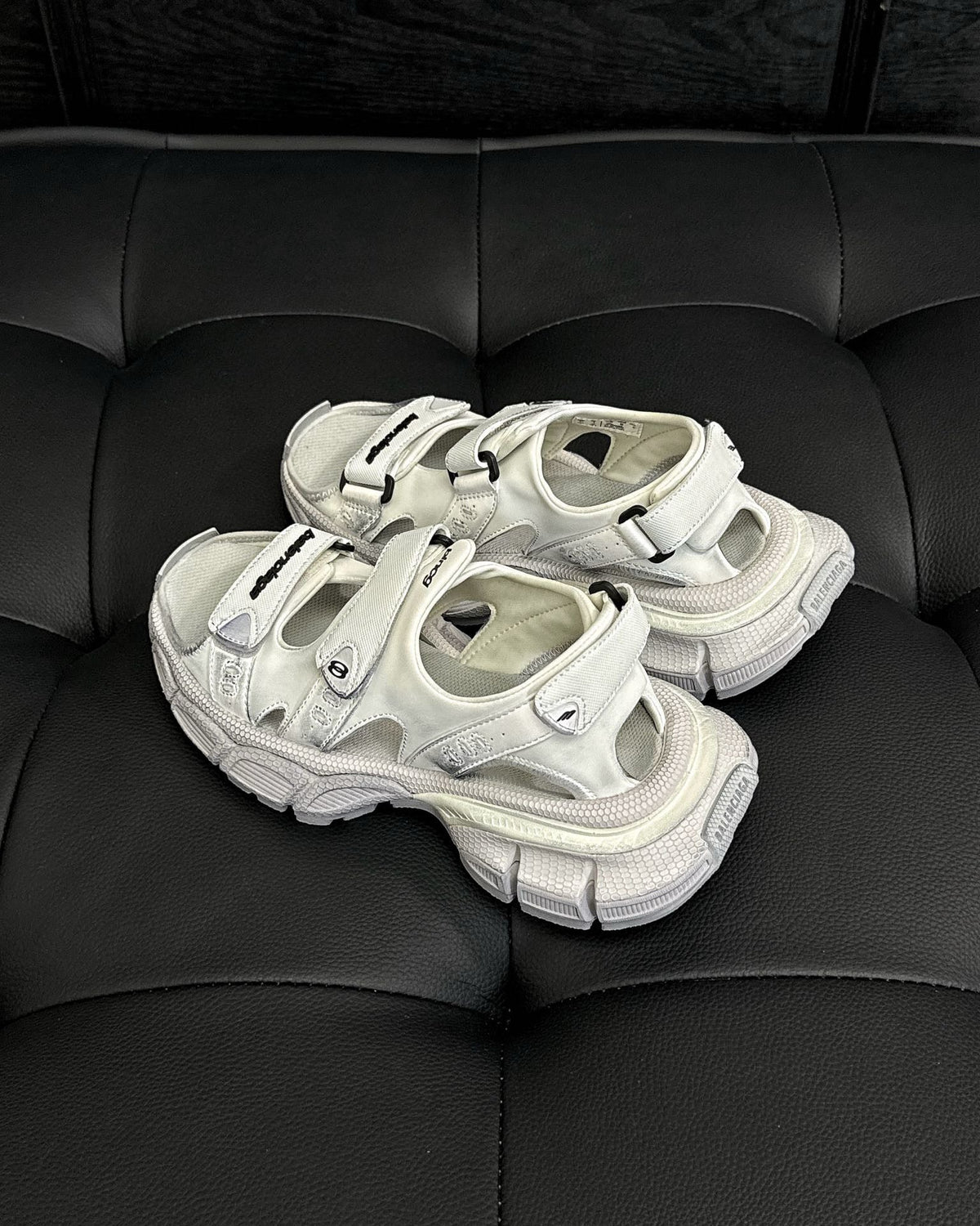 Sneakers & Shoes