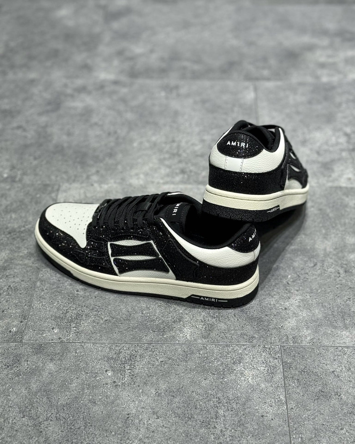 AMR Sneakers