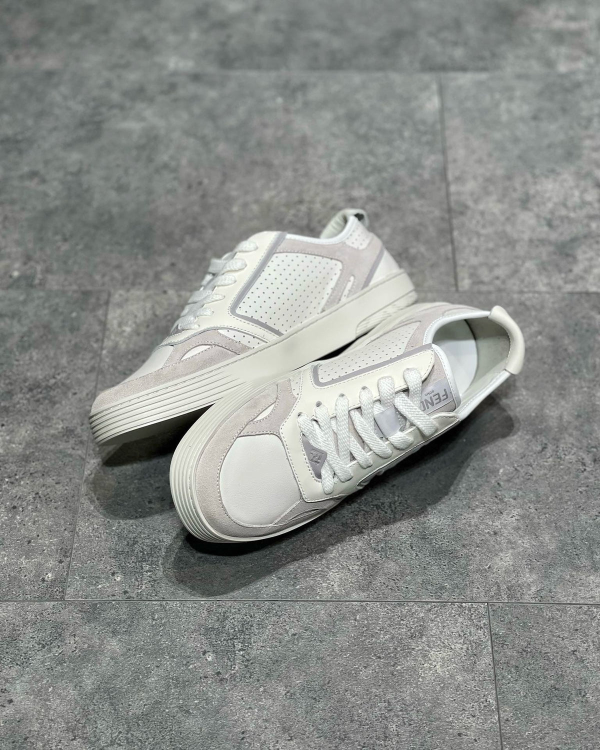 FEN Sneakers