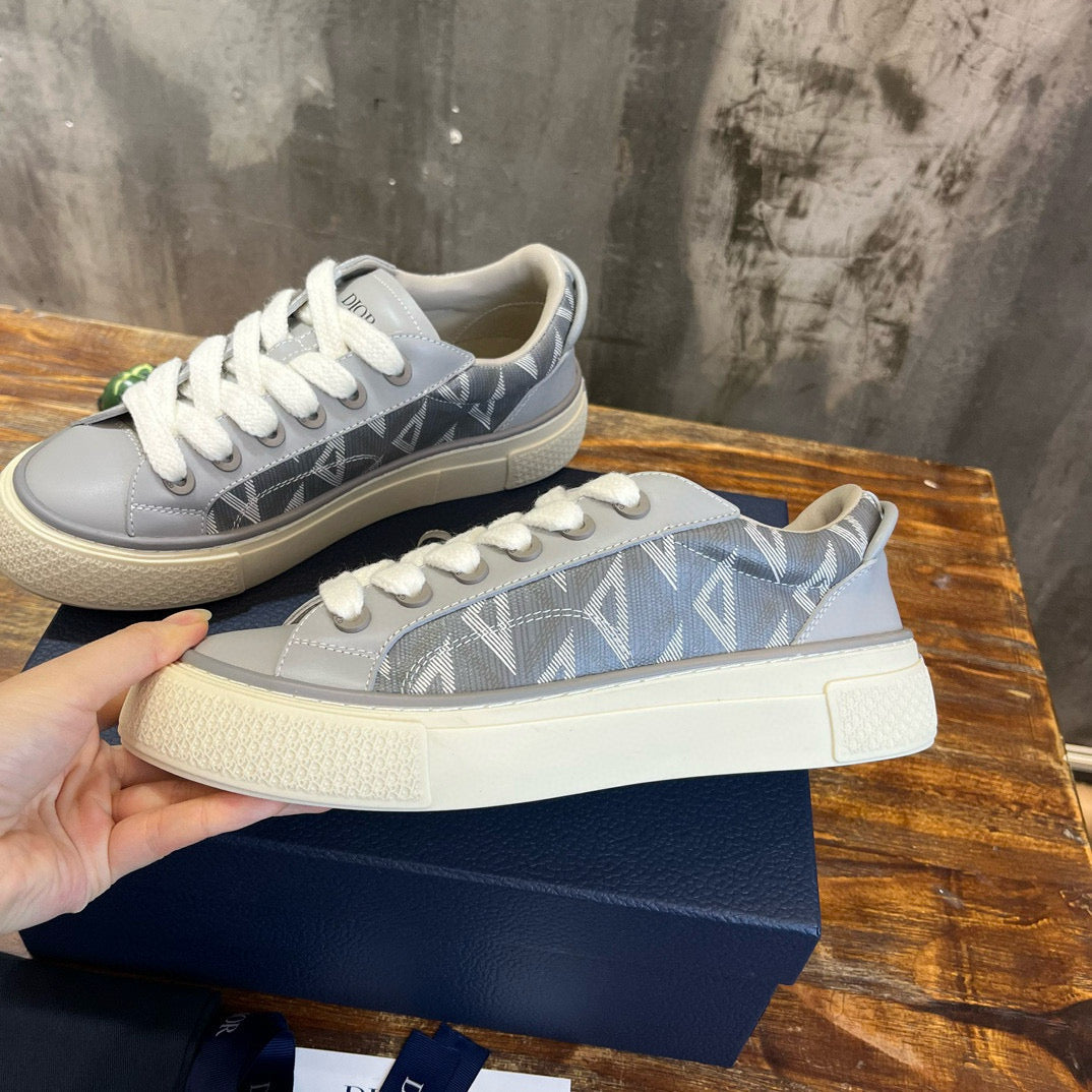 DIO Sneakers