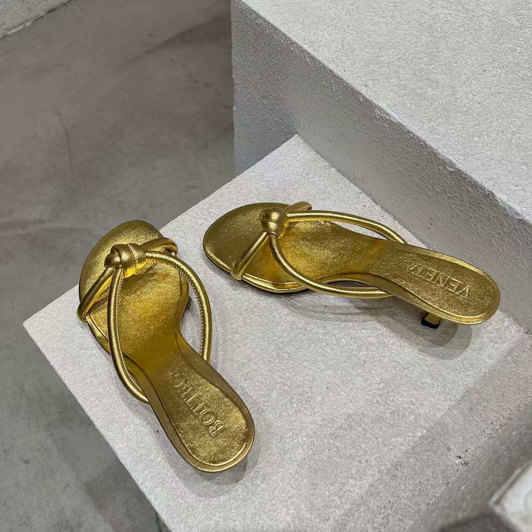 BV HEELED SANDALS METALLIC GOLD LAMBSKIN