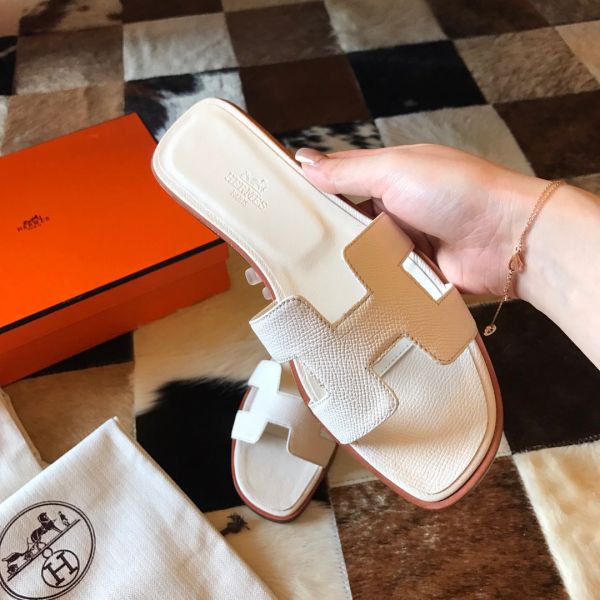 HERM Oran Slide Sandals In Beton Epsom Calfskin
