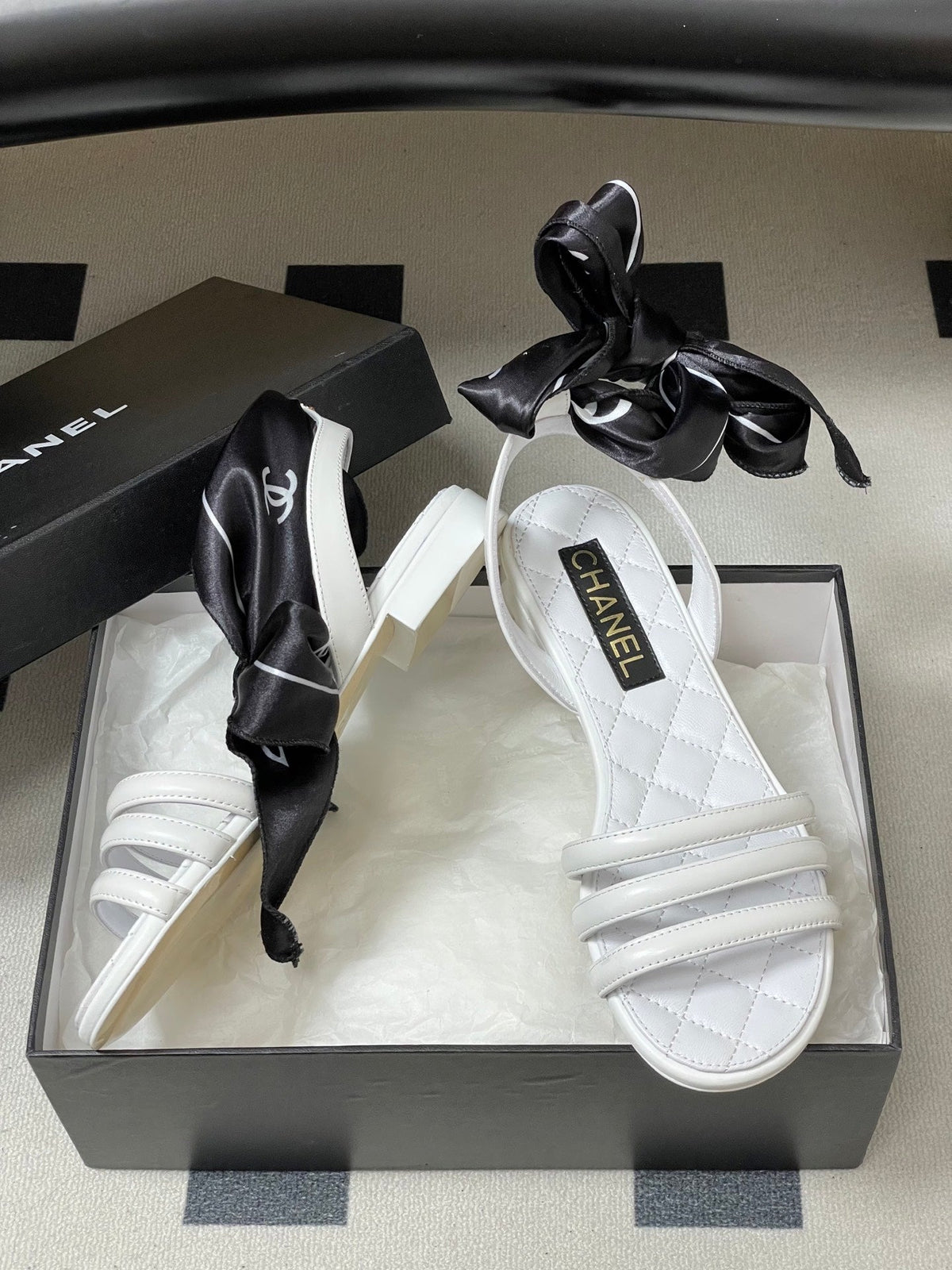 CC 26 Quilted Sandal 10mm With Scarf Sheepskin