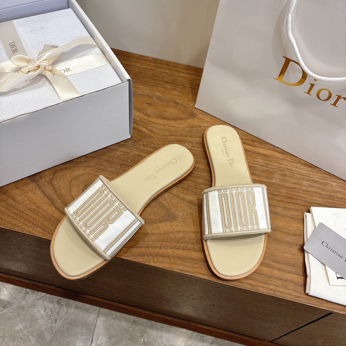 CD 26s Embroidered Sandals Canvas Cowhide 685402