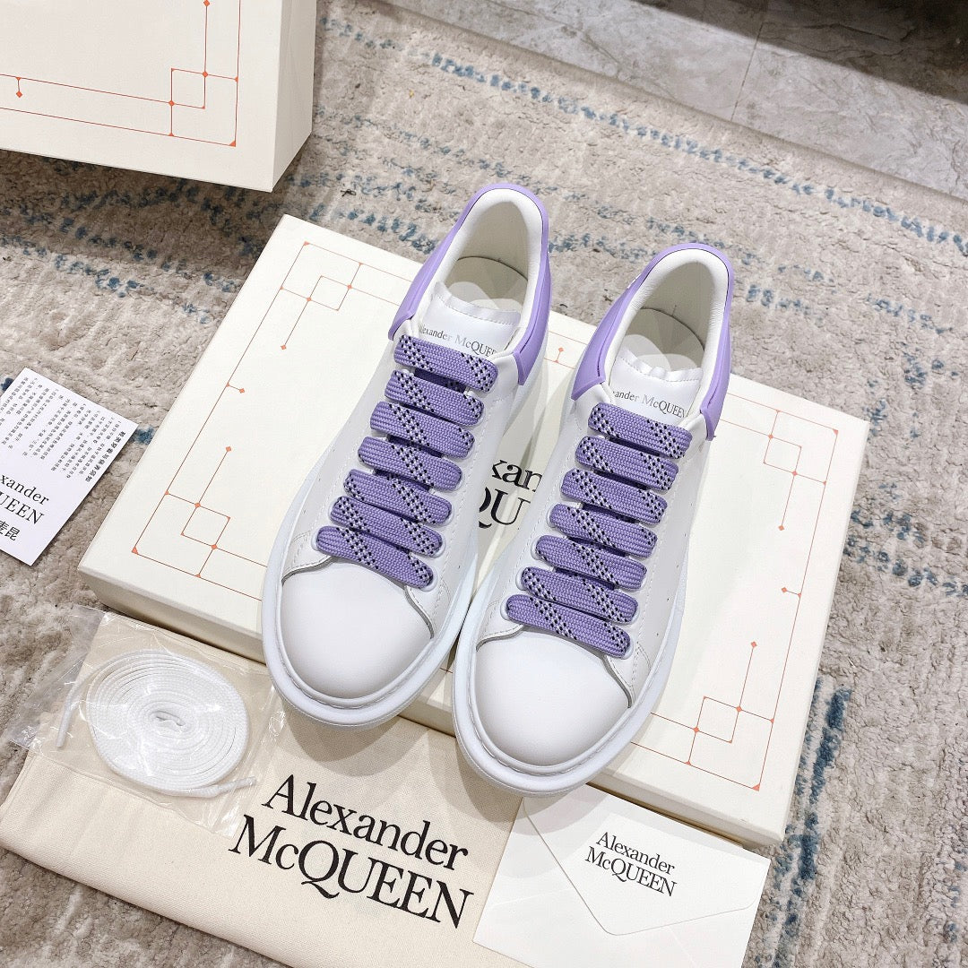 Sneakers & Shoes