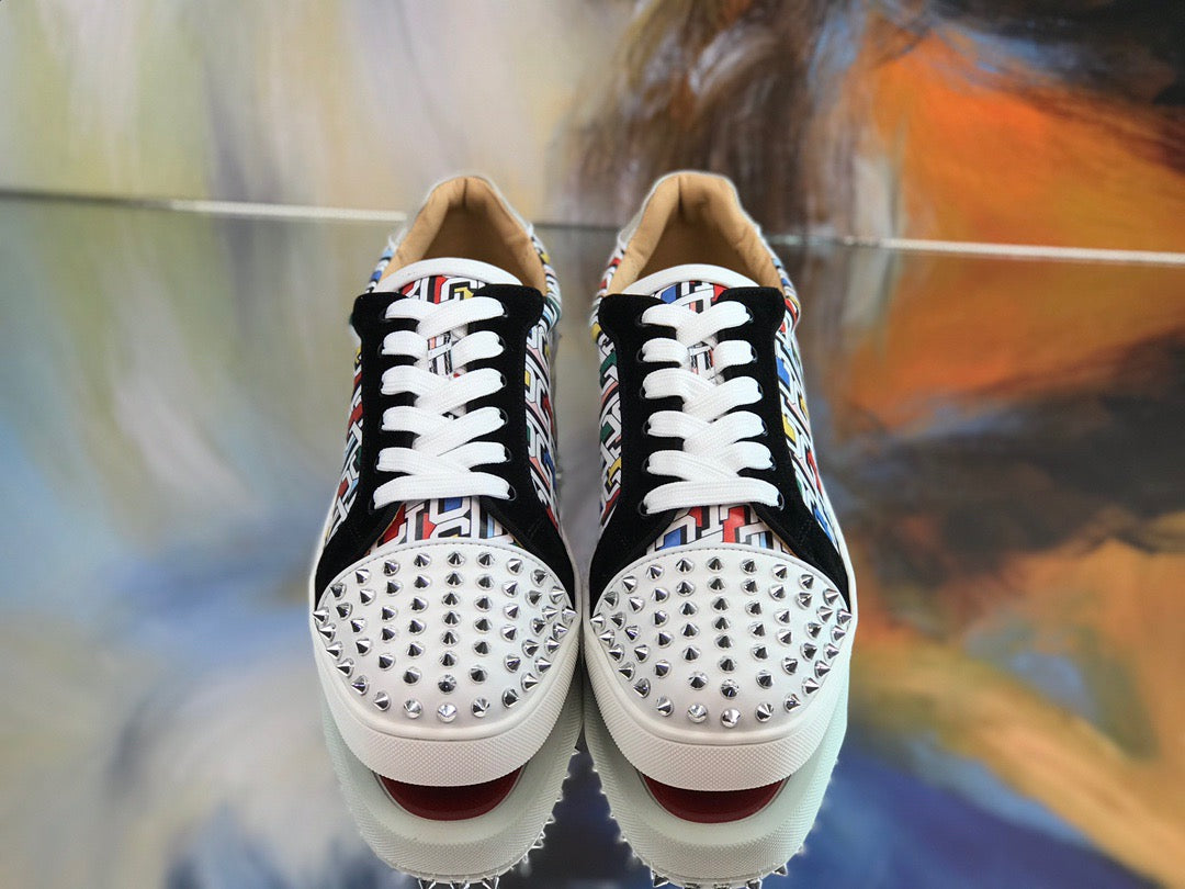 Sneakers & Shoes