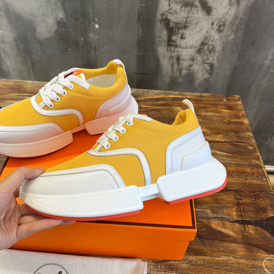 HERM Sneakers