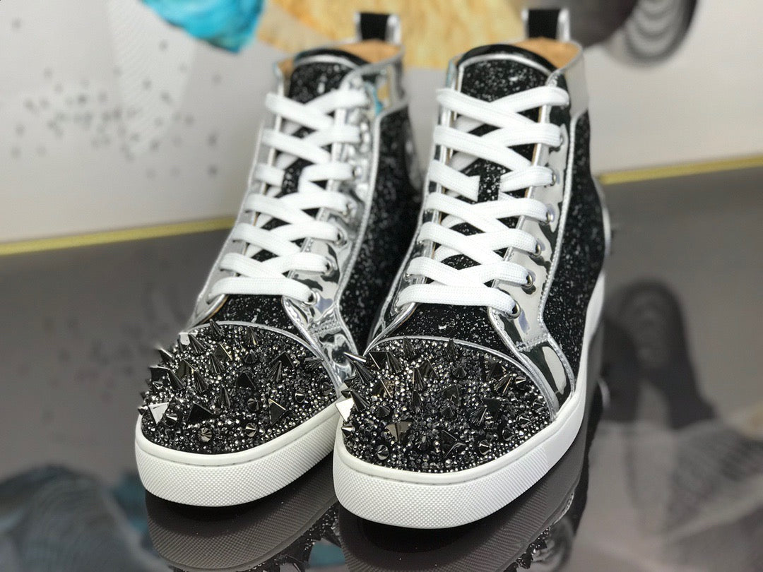 Sneakers & Shoes