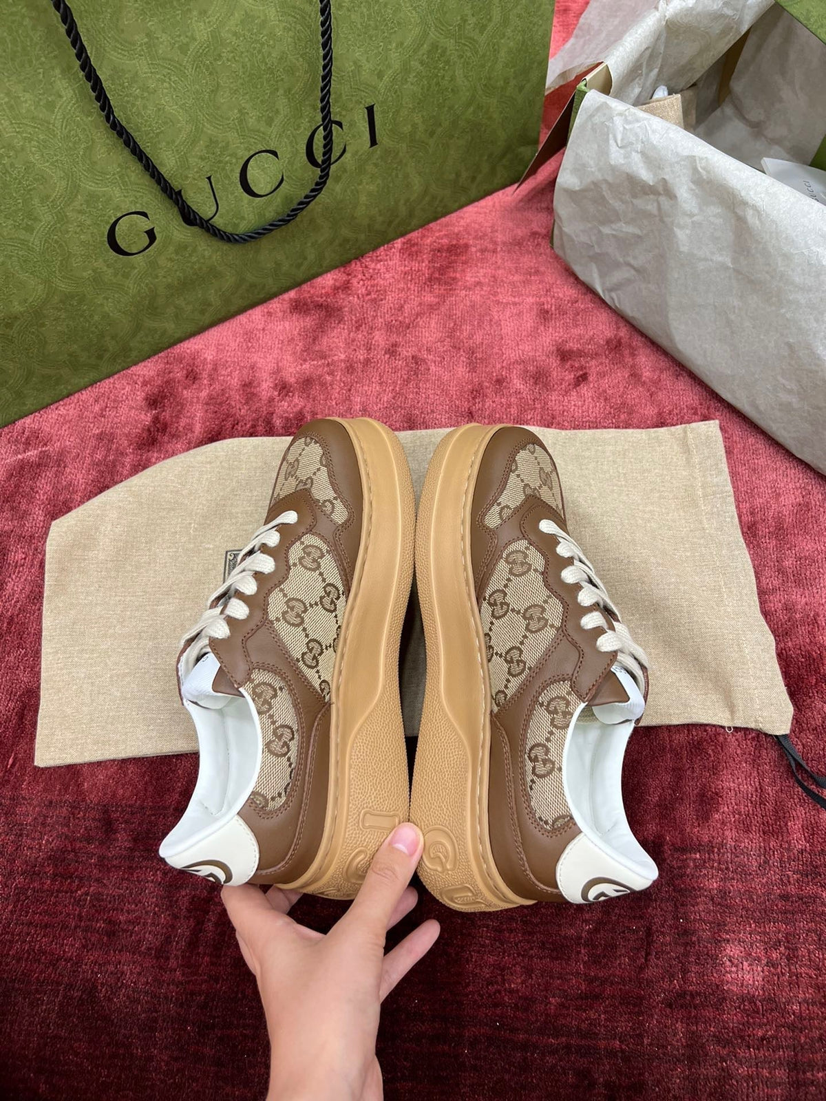 Sneakers & Shoes