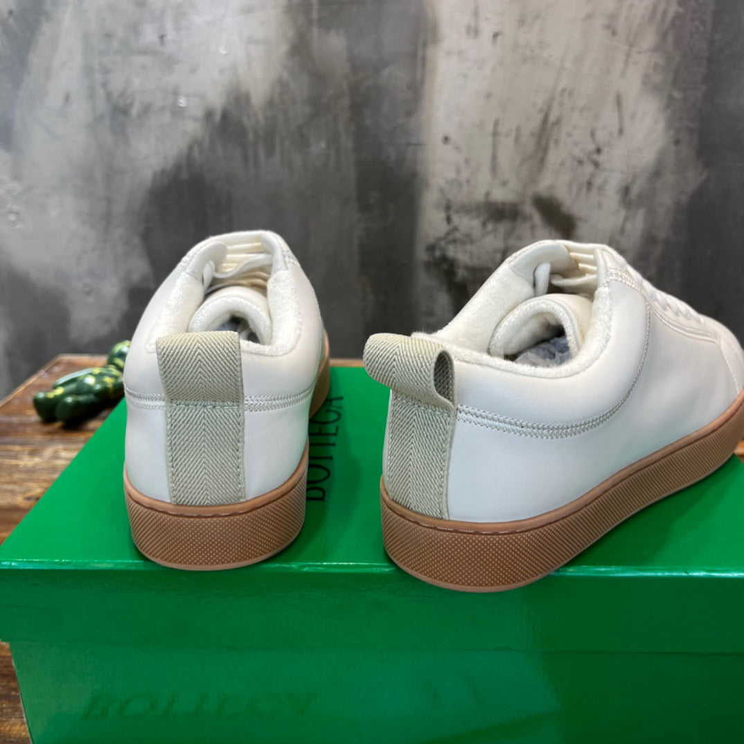 BV Sneakers