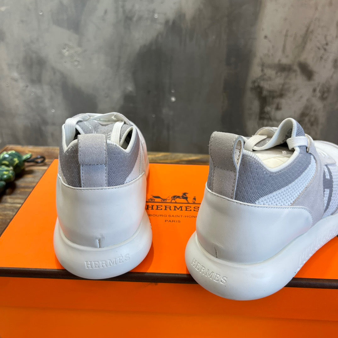 HERM Sneakers