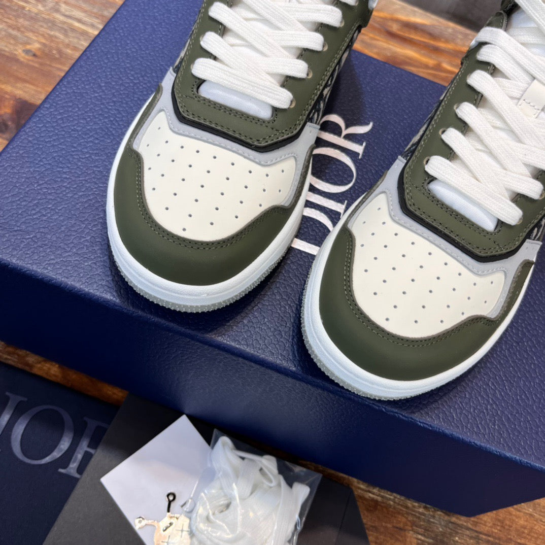 DIO Sneakers