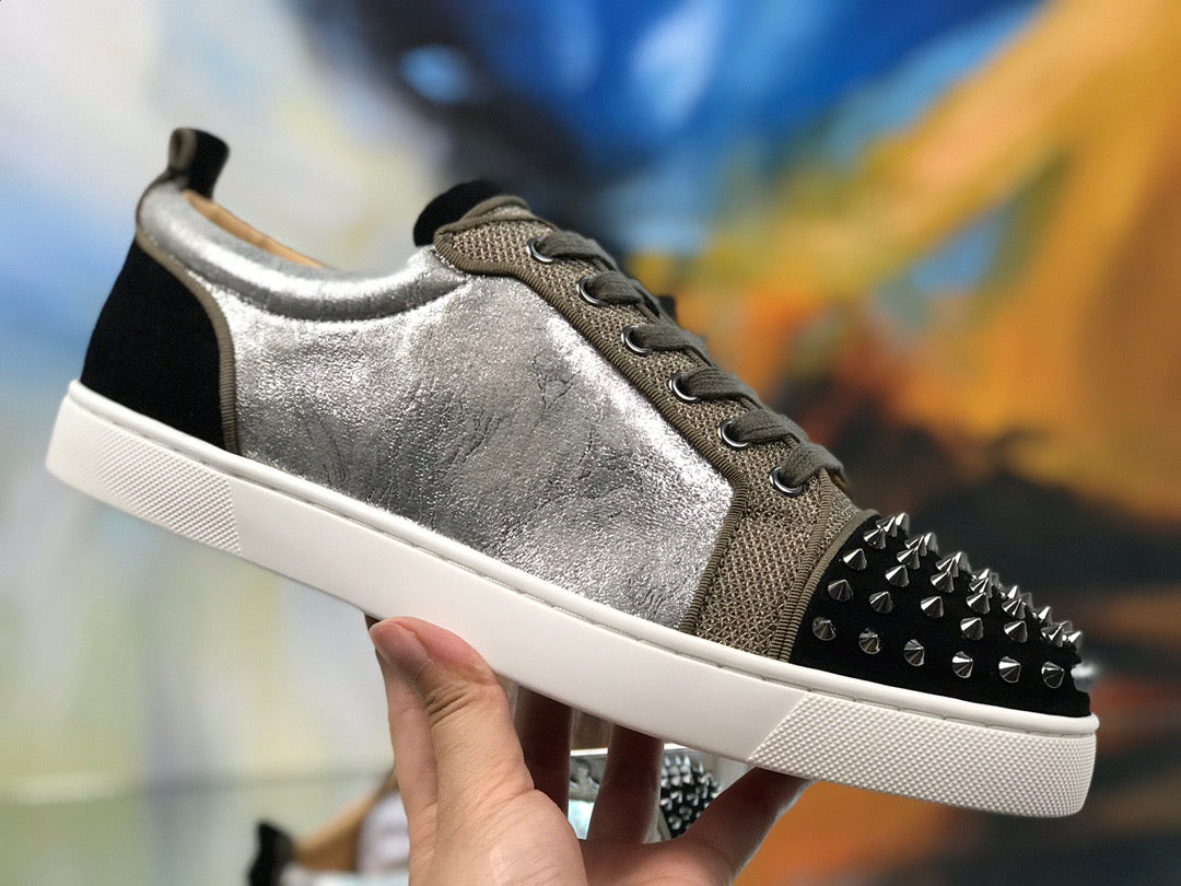 Sneakers & Shoes