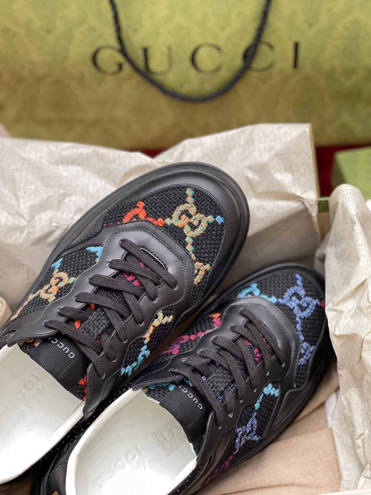 Sneakers & Shoes
