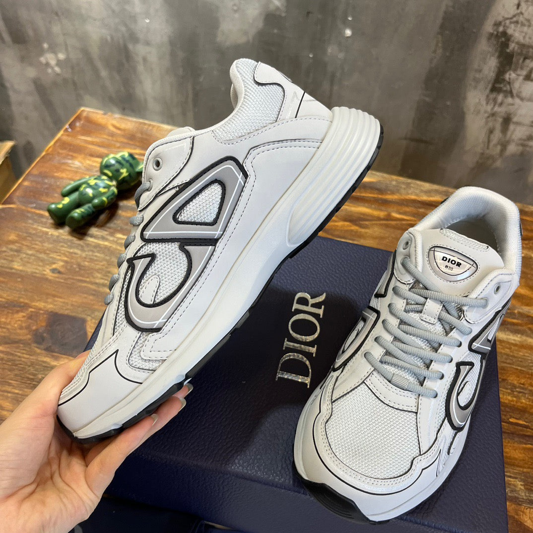 DIO Sneakers