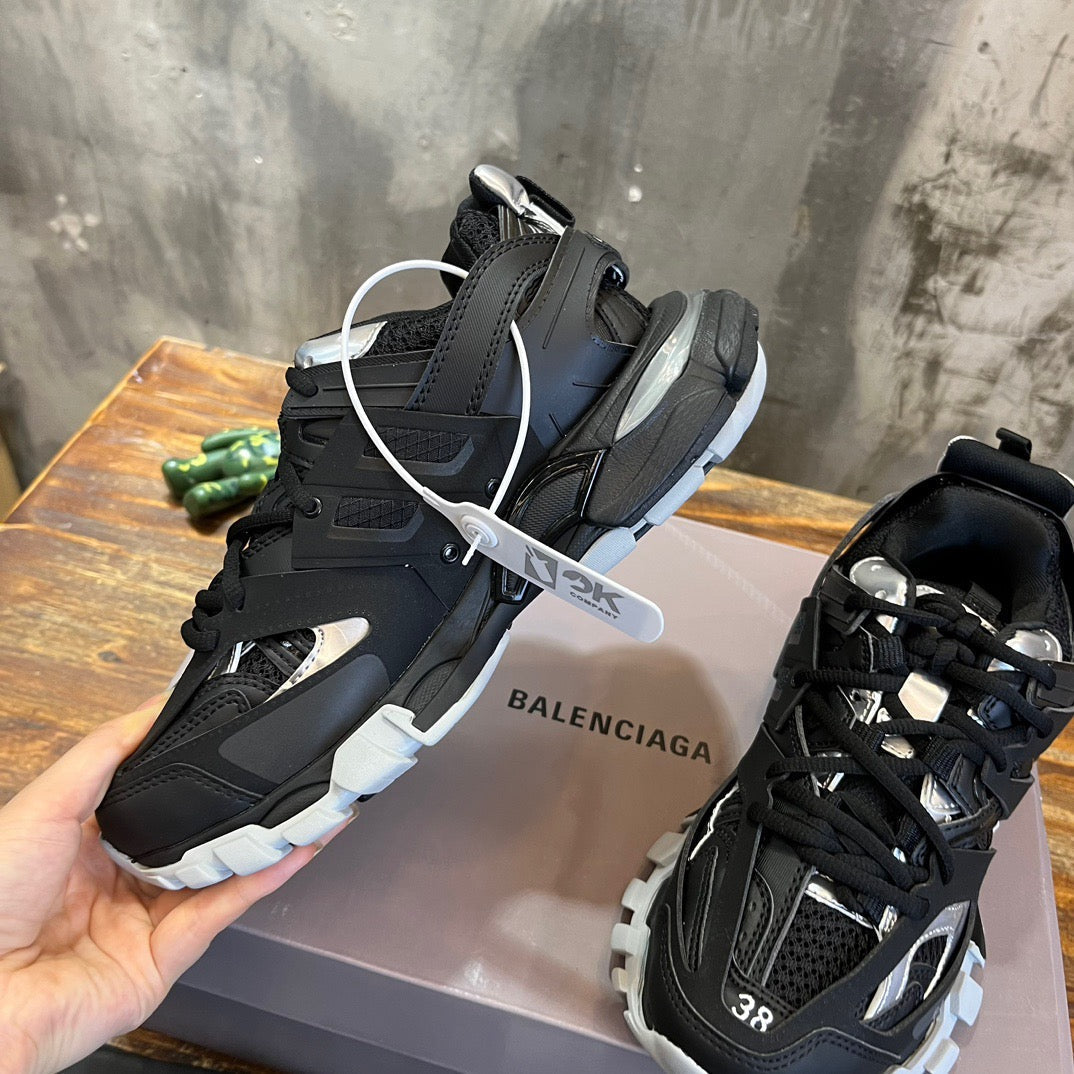 BLCG Sneakers