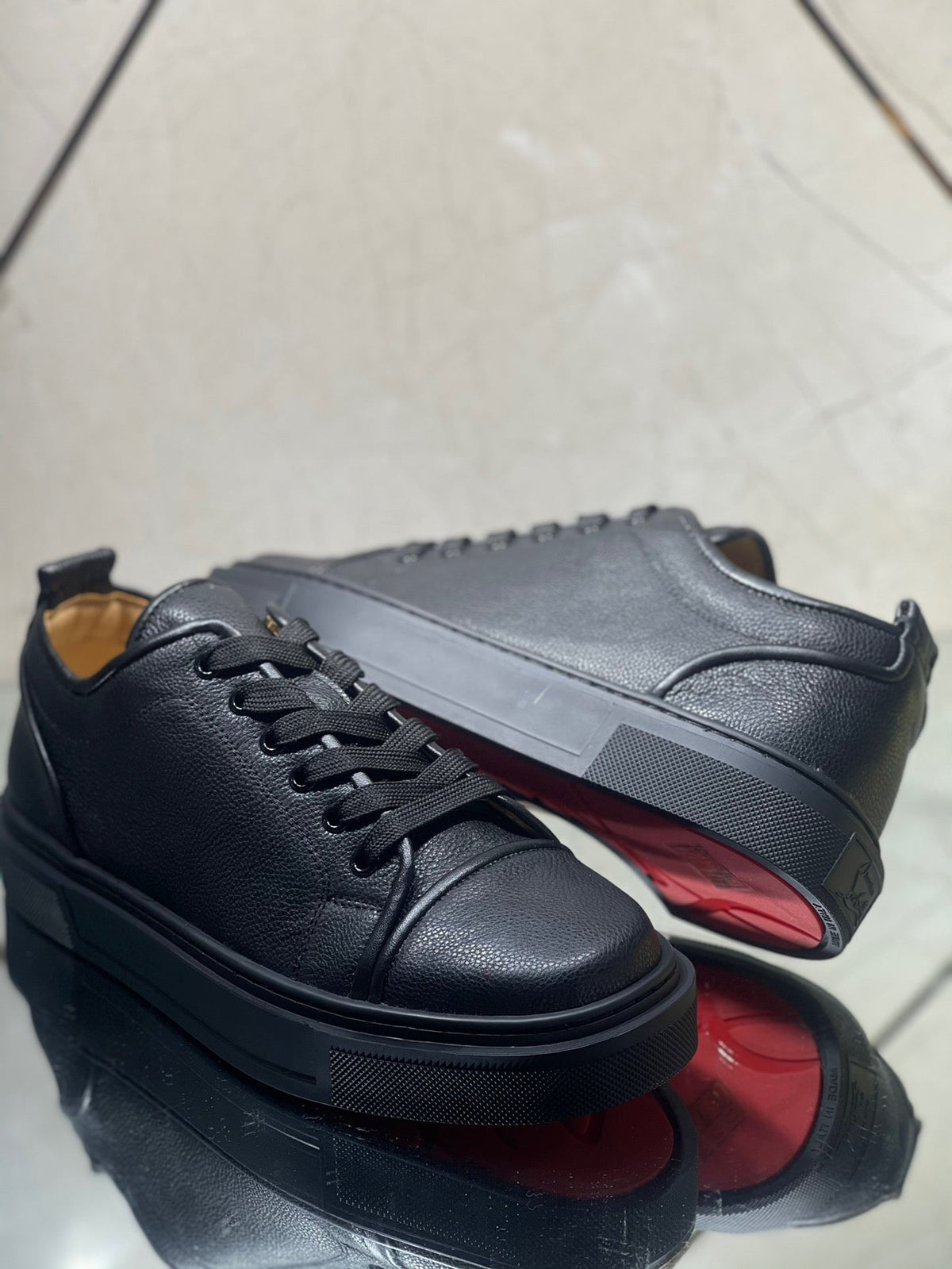 Sneakers & Shoes