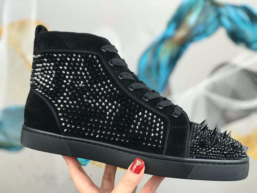 Sneakers & Shoes