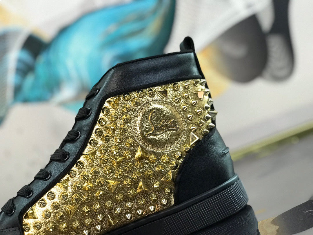 Sneakers & Shoes