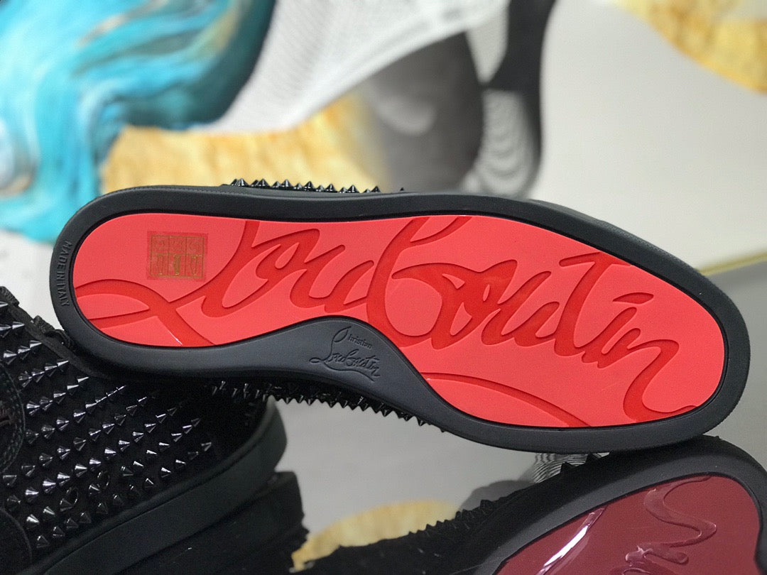 Sneakers & Shoes