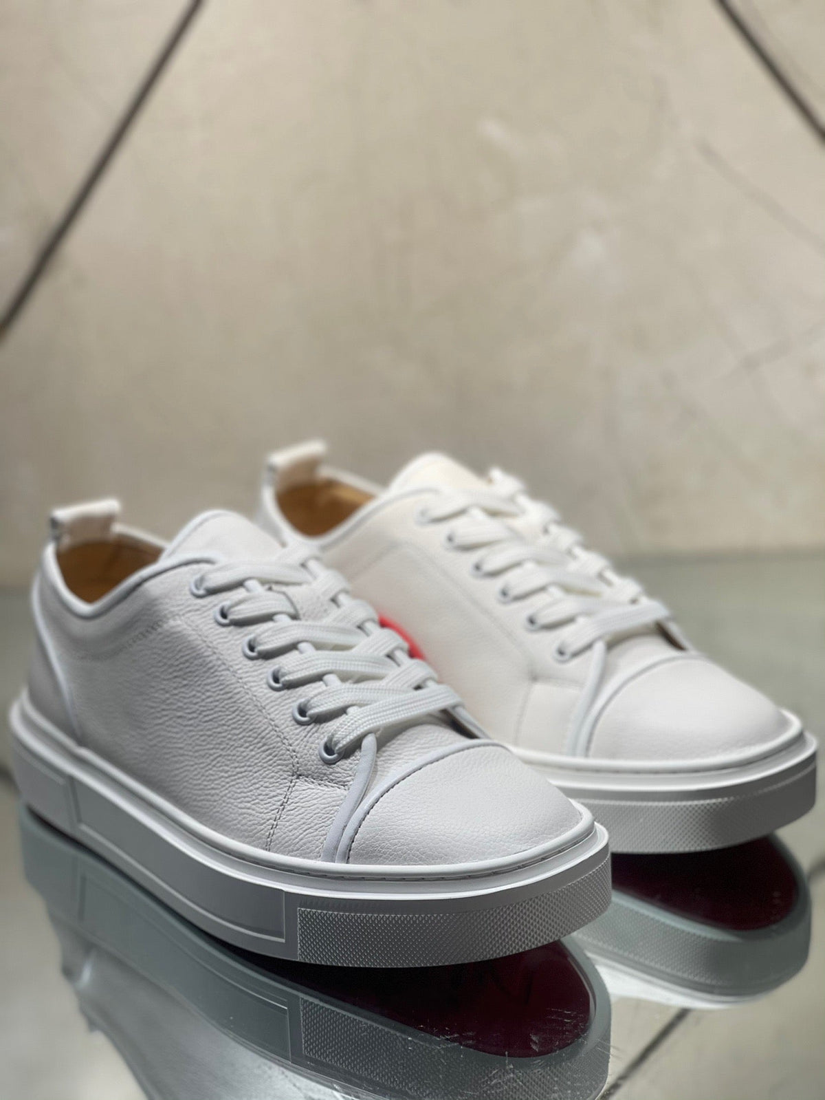 Sneakers & Shoes