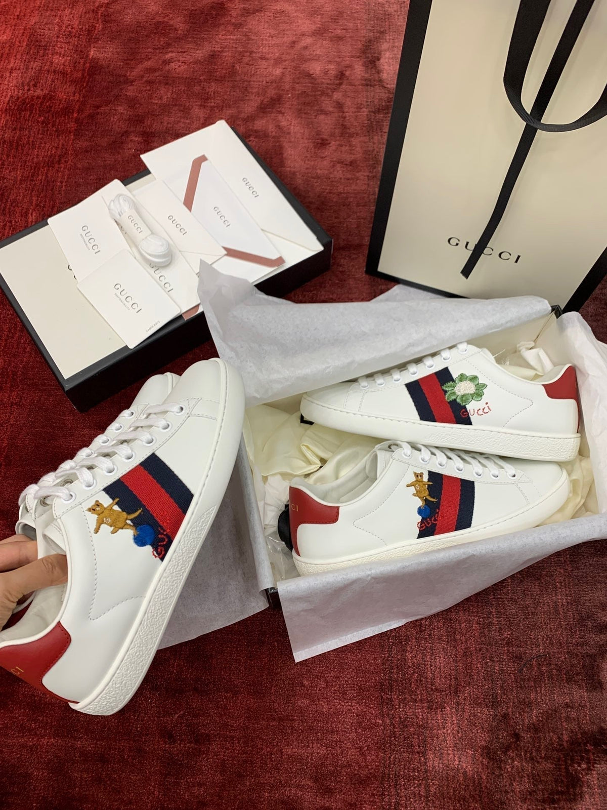 Sneakers & Shoes