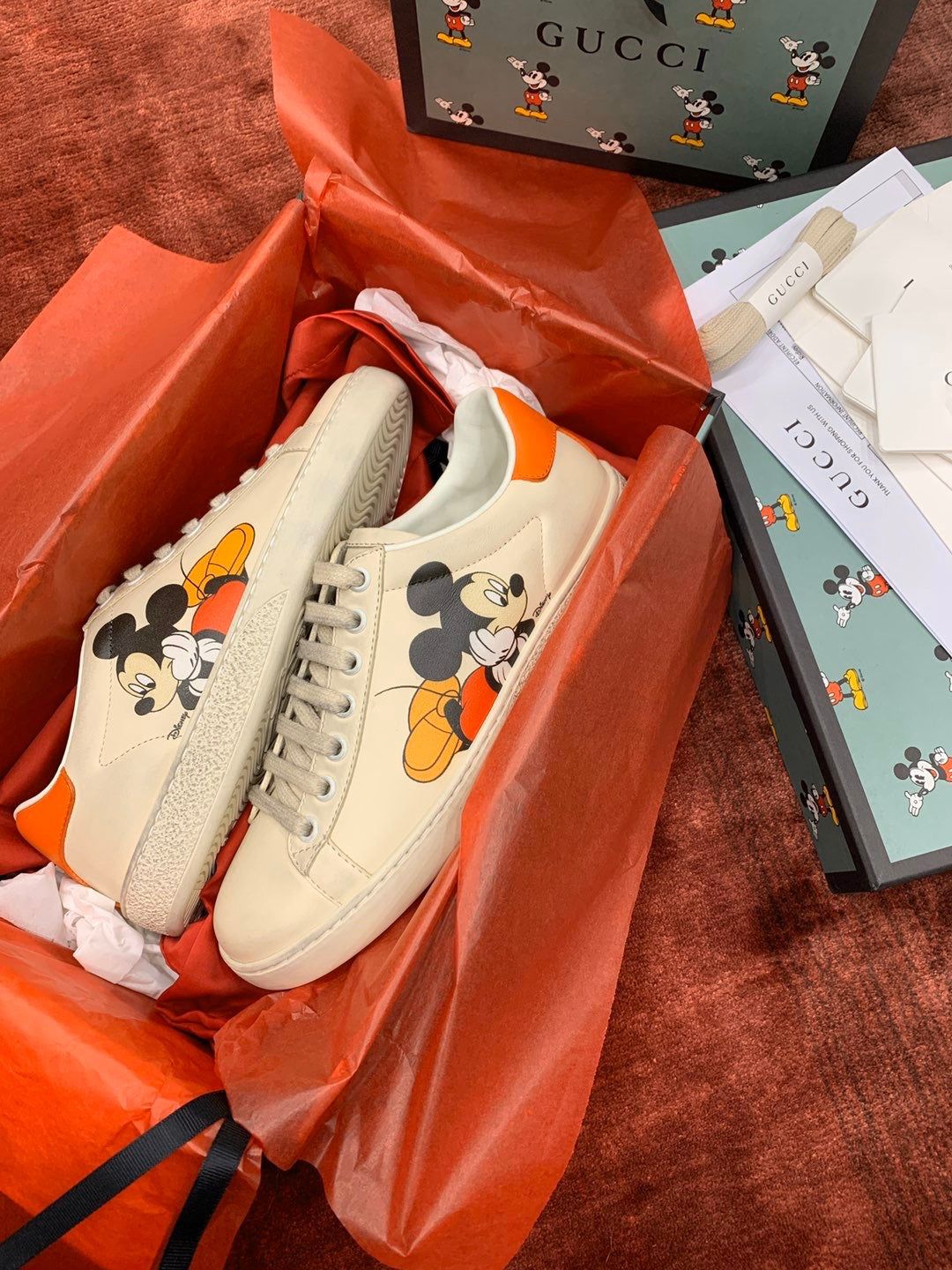 Sneakers & Shoes