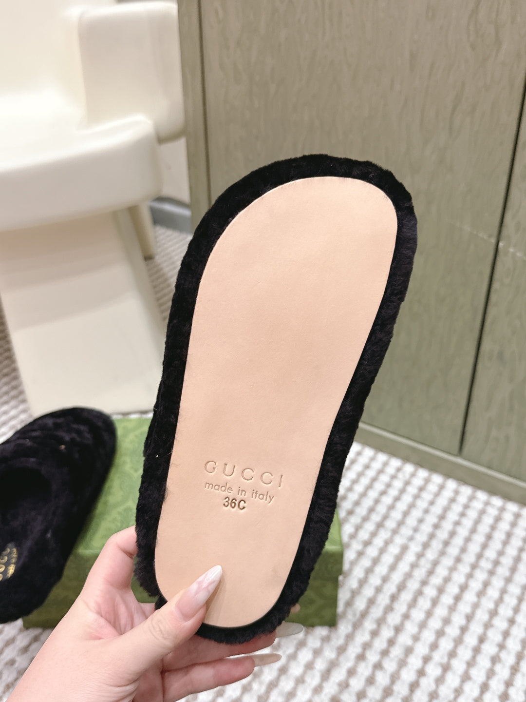 GG 26ss Loafers Rhinestones Black Wool 612026