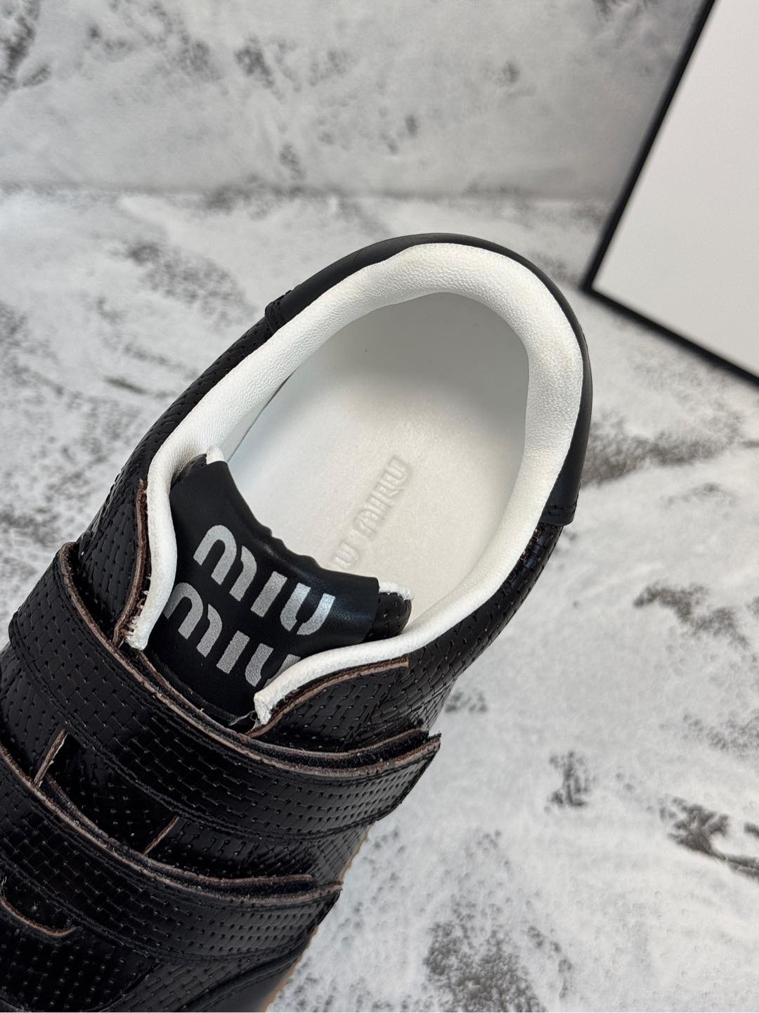 RETRO SNEAKERS WITH RIPTAPE STRAPS IN BLACK LAMBSKIN KNITTED PATTERN