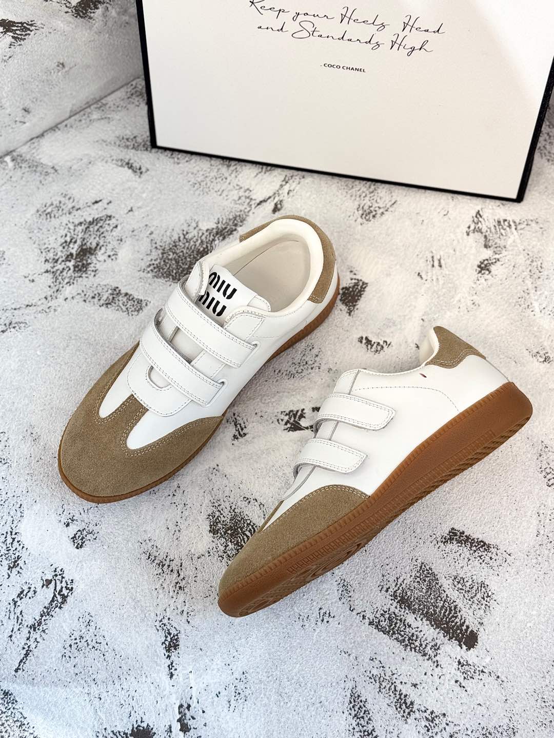 RETRO SNEAKERS WITH RIPTAPE STRAPS IN WHITE LAMBSKIN MIX PEANUT SUEDE