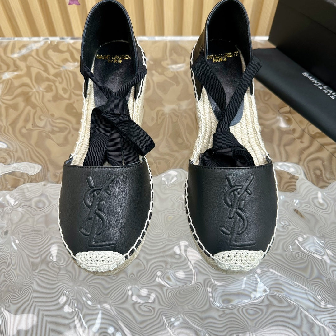 SL WEDGE SANDALS BLACK CALFSKIN AND STRAW