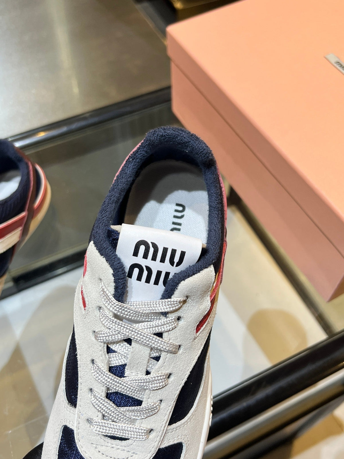 MIU x NB 26ss Sneaker White Blue Red Fabric Suede 625660