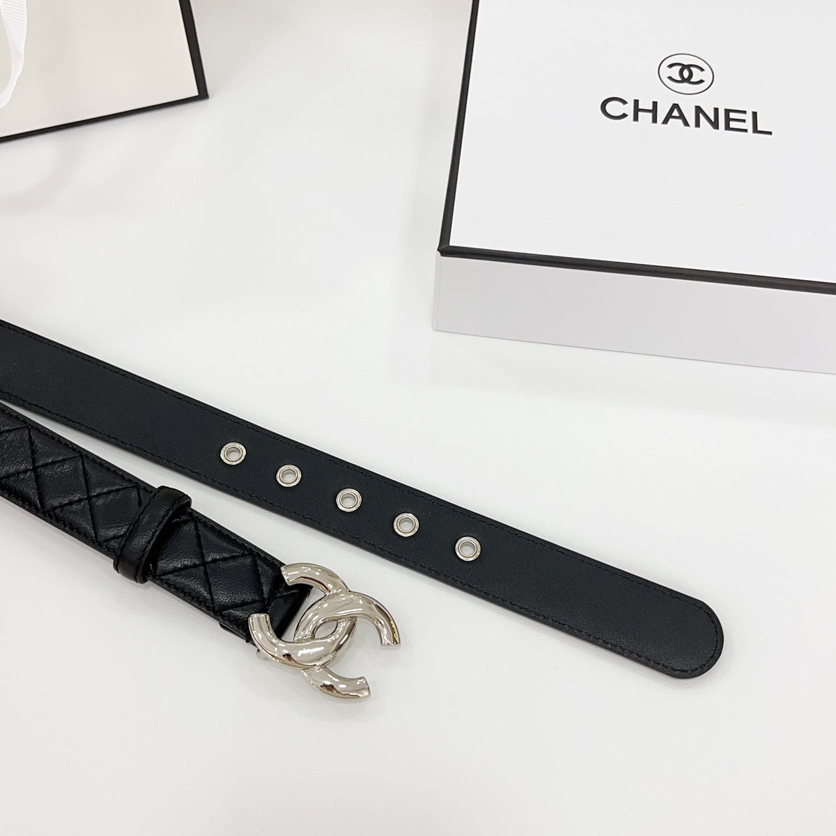 DOUBLE C BELT 30MM IN BLACK QUILTED LEATHER WITH SILVER BUCKLE