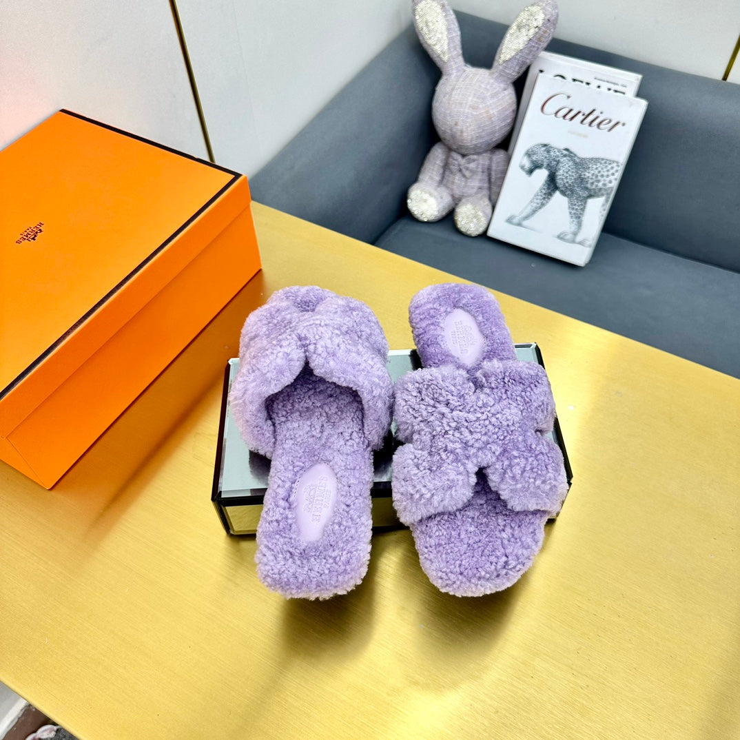 ORAN SHEARLING SANDALS PERIWINKLE PURPLE