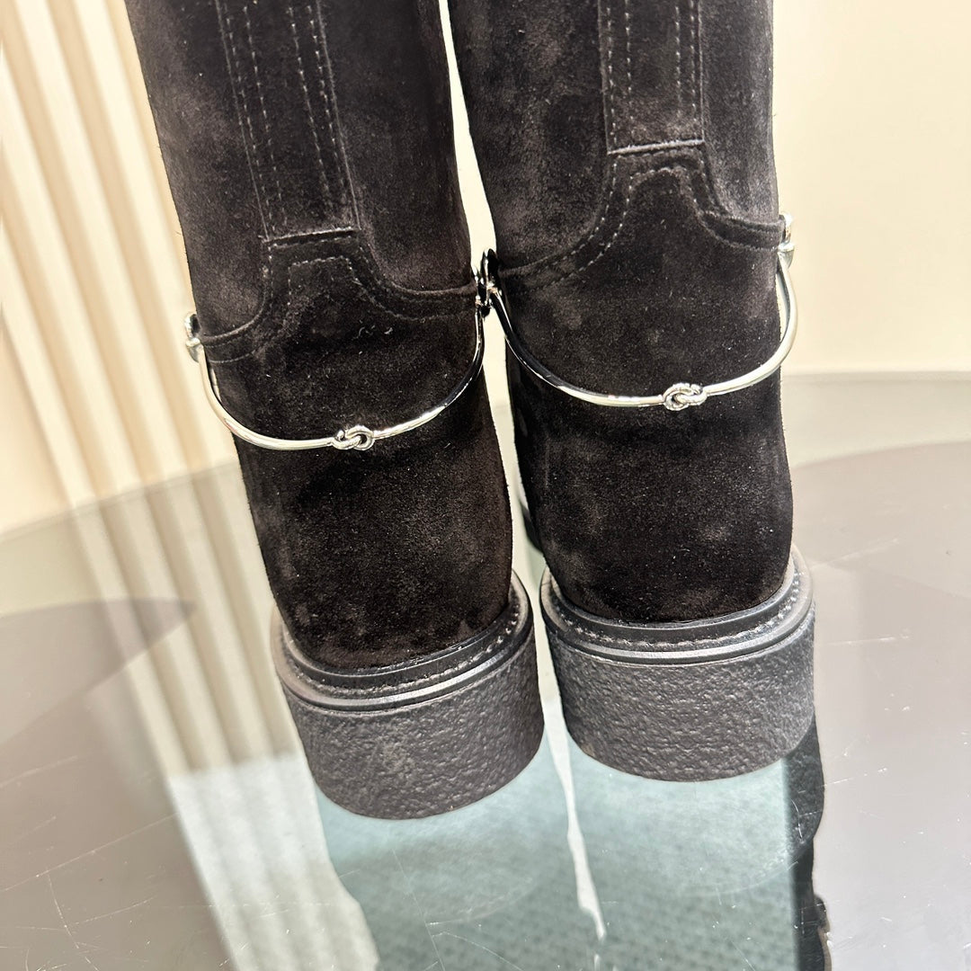 SLIM HORSEBIT KNEE BOOTS WITH WEB IN BLACK SUEDE