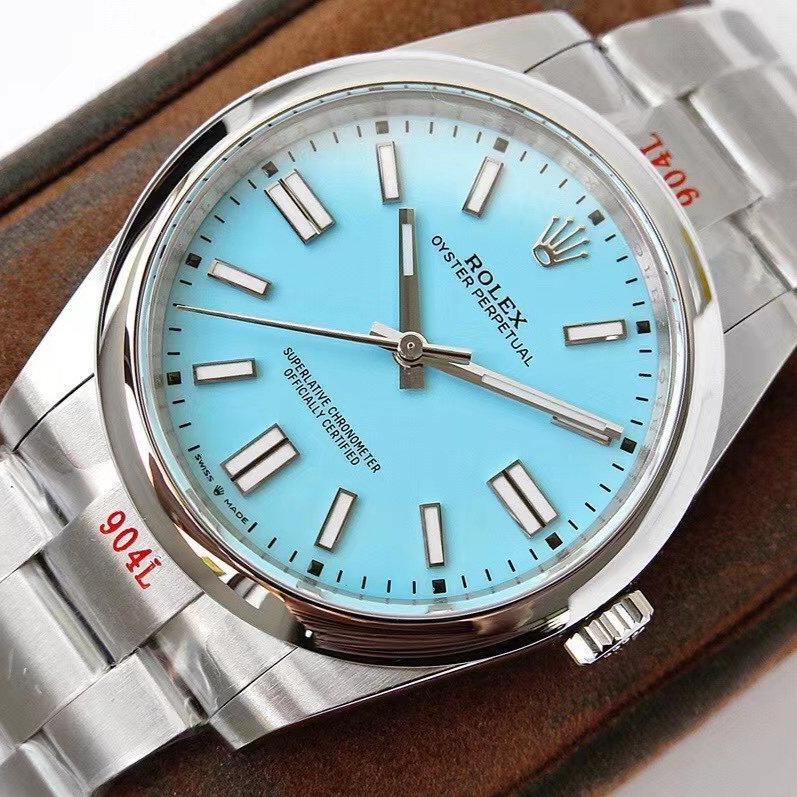 OYSTER PERPETUAL 41 STAINLESS STEEL SKY BLUE DIAL