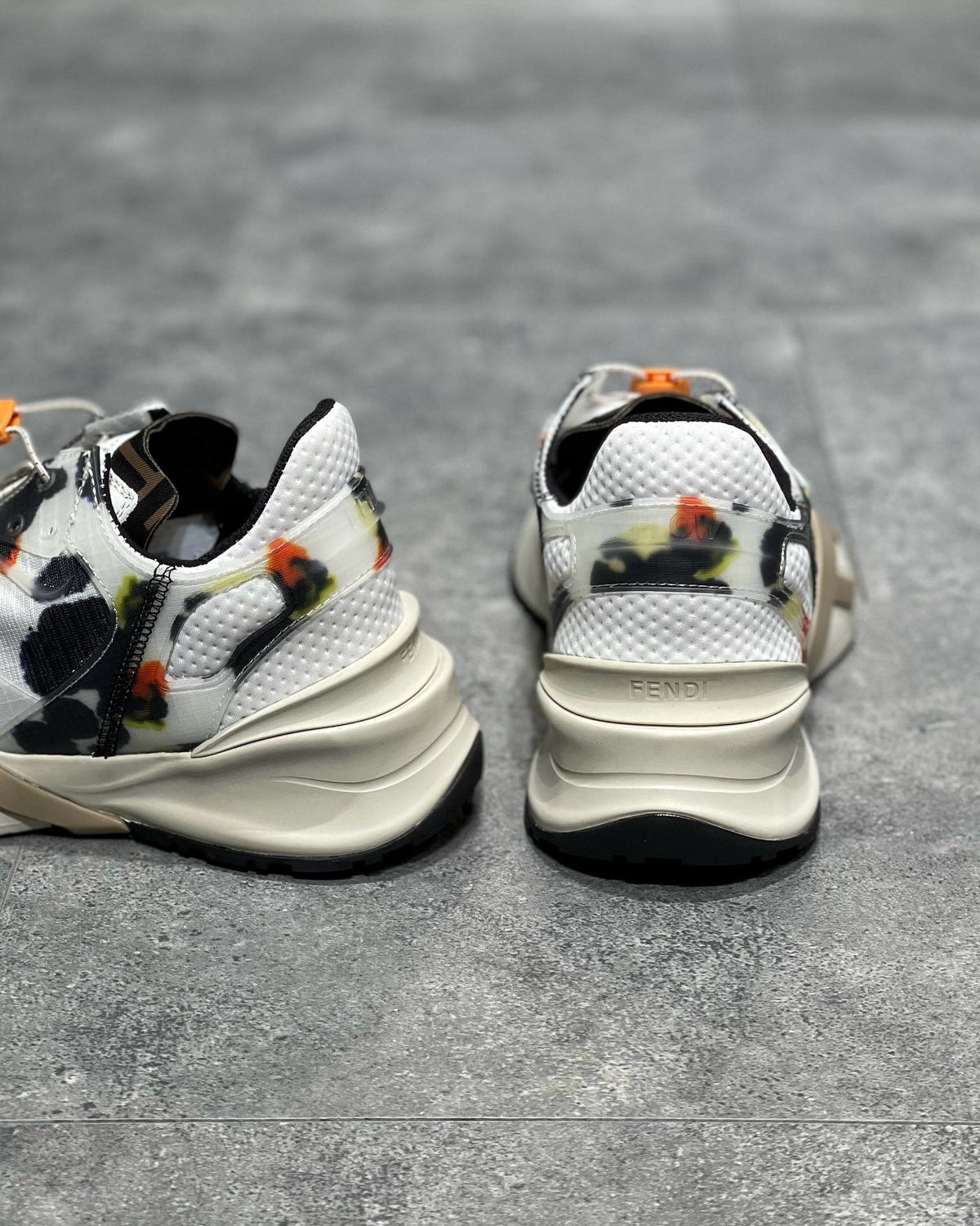 FEN Sneakers