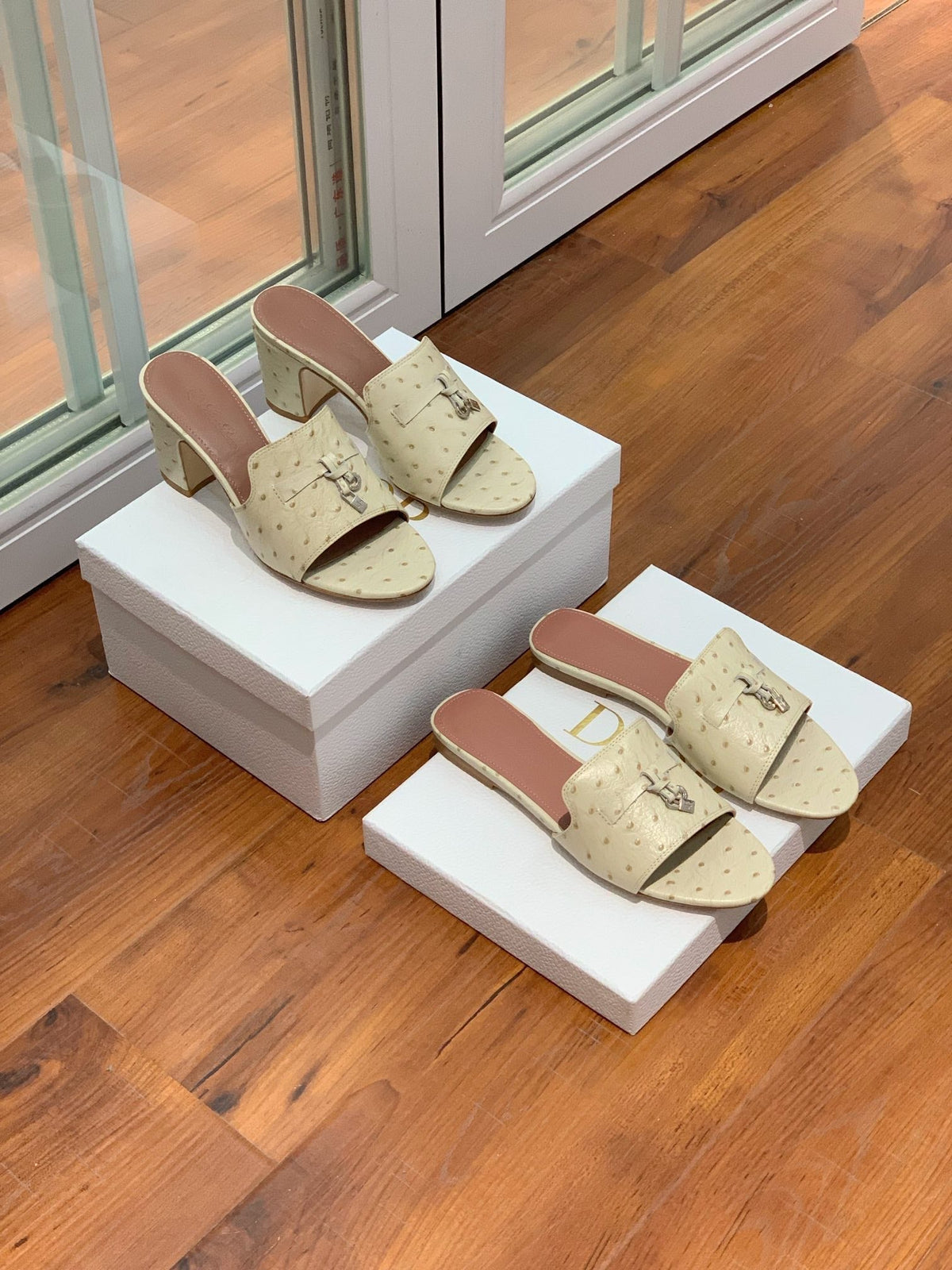 Summer Charms Sandals Mule Beige Ostrich Brown Lambskin