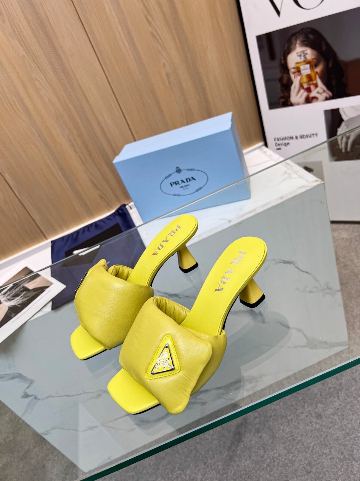 PRA SOFT PADDED NAPPA SANDALS 60 LEMON LAMBSKIN