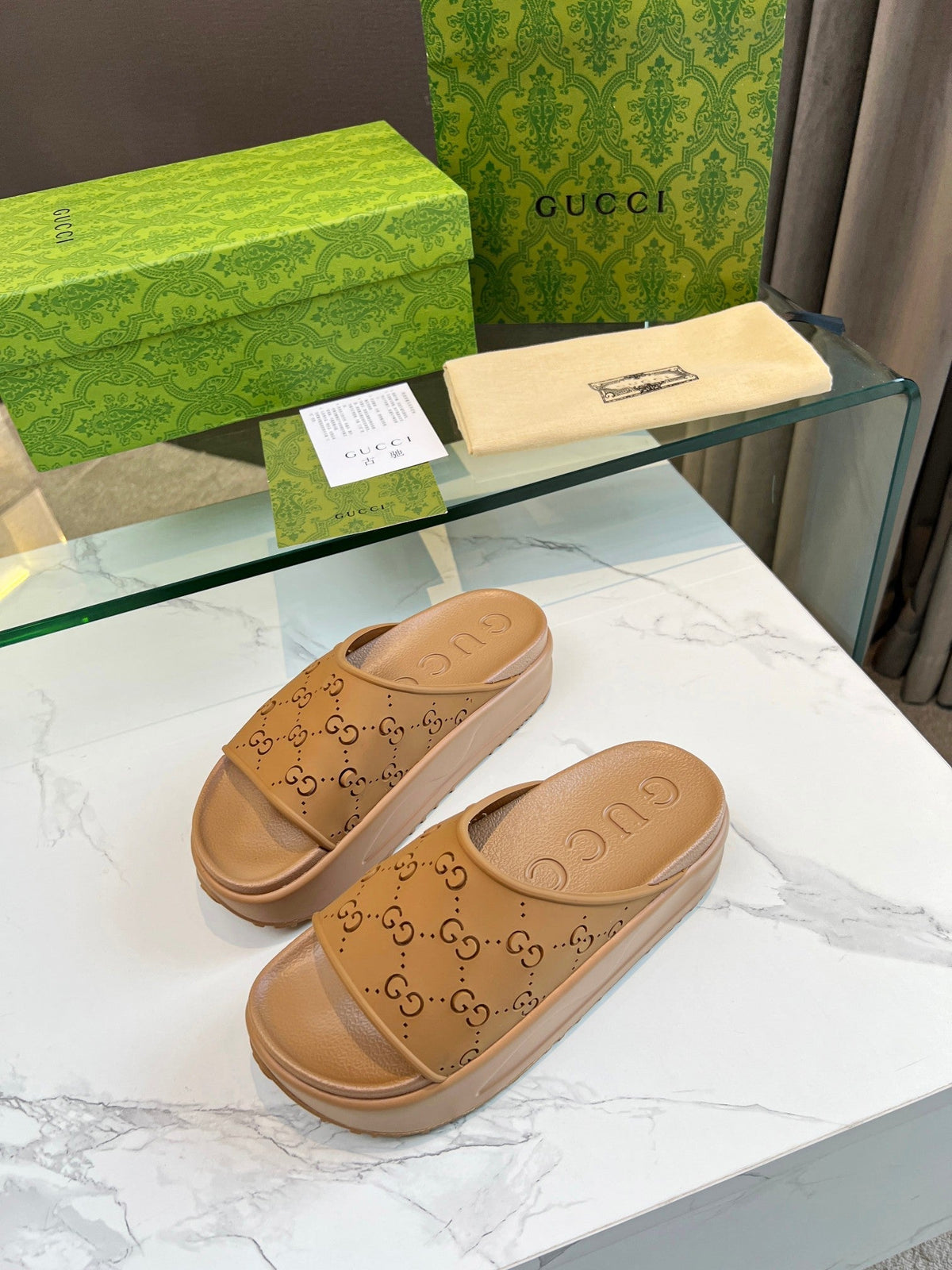 PLATFORM SANDALS IN CINNAMON BROWN MONOGRAM IMPORTED TPU
