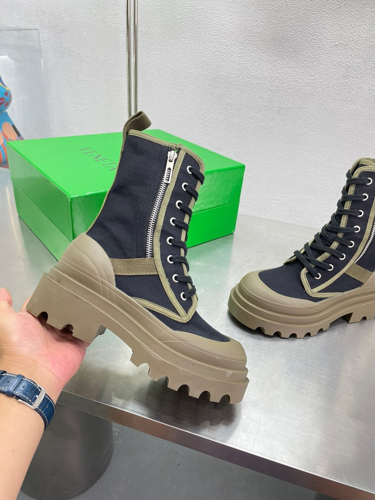 RIBBON BOMBER LACE-UP BOOTS IN BLACK MIX OLIVE GREEN CANVAS