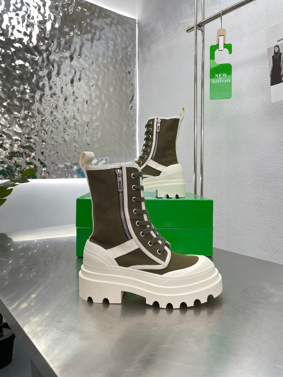 RIBBON BOMBER LACE-UP BOOTS IN OLIVE GREEN MIX WHITE CANVAS