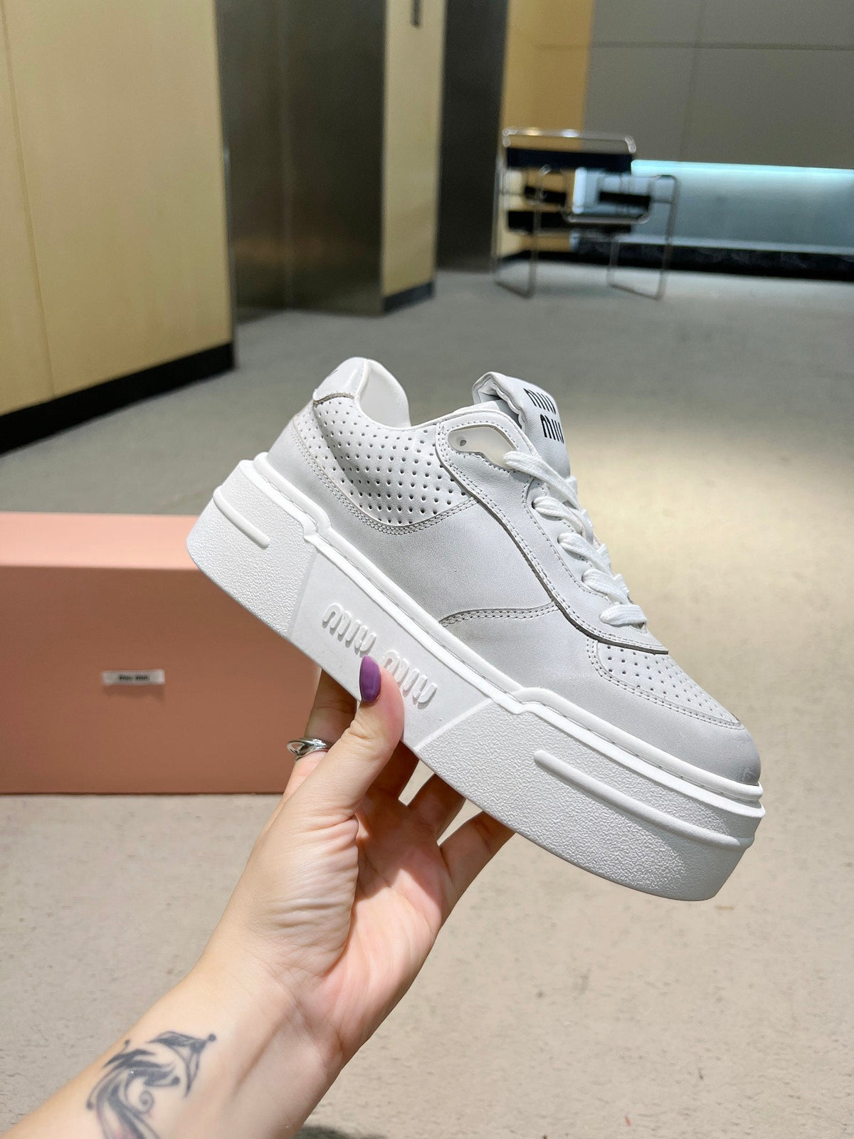 Sneakers Thick-soled Light Gray Cowhide