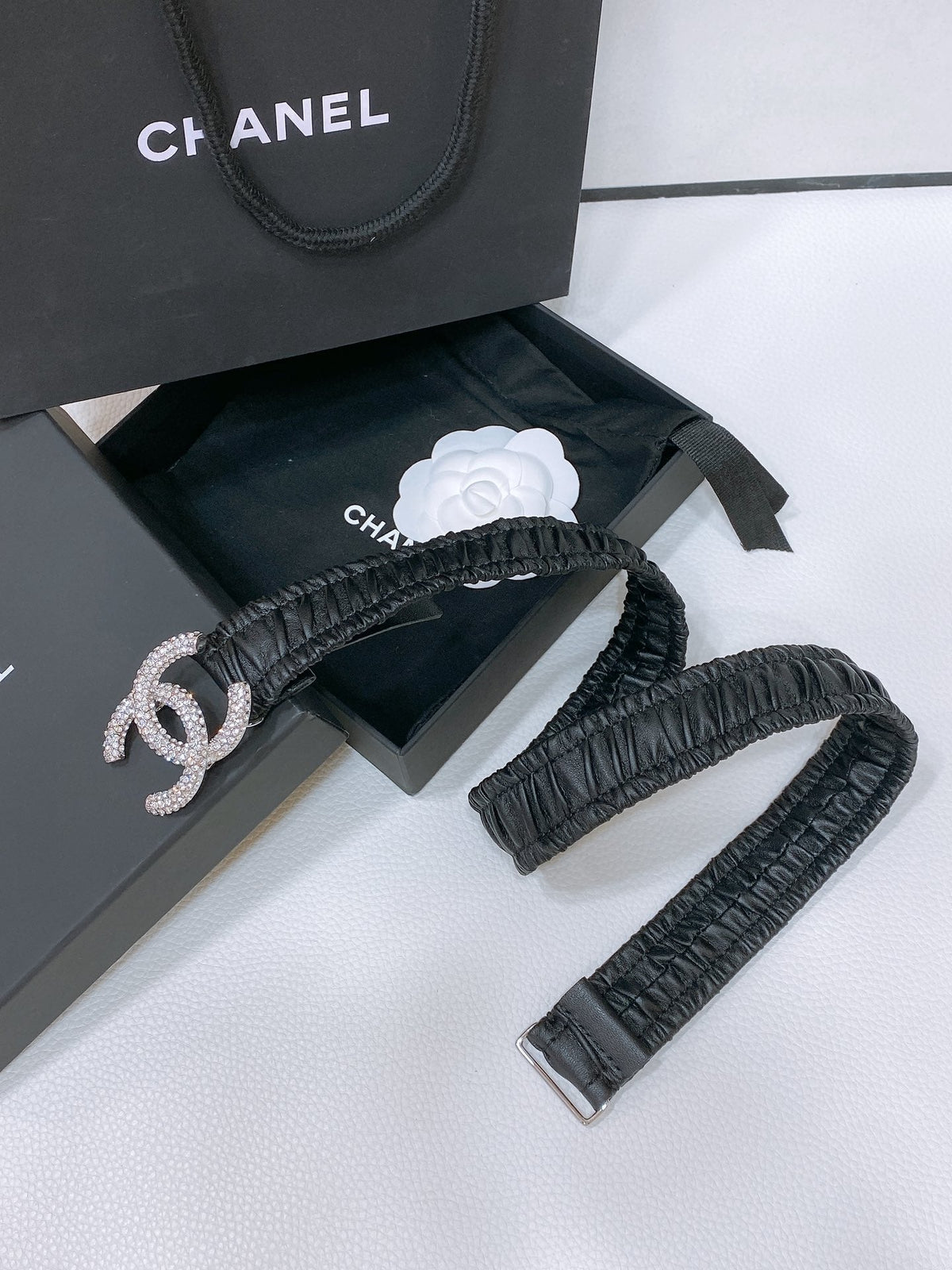 CC ELASTIC BELT 30MM IN BLACK CALFSKIN SILVER HARDWARE WITH RHINSTONES