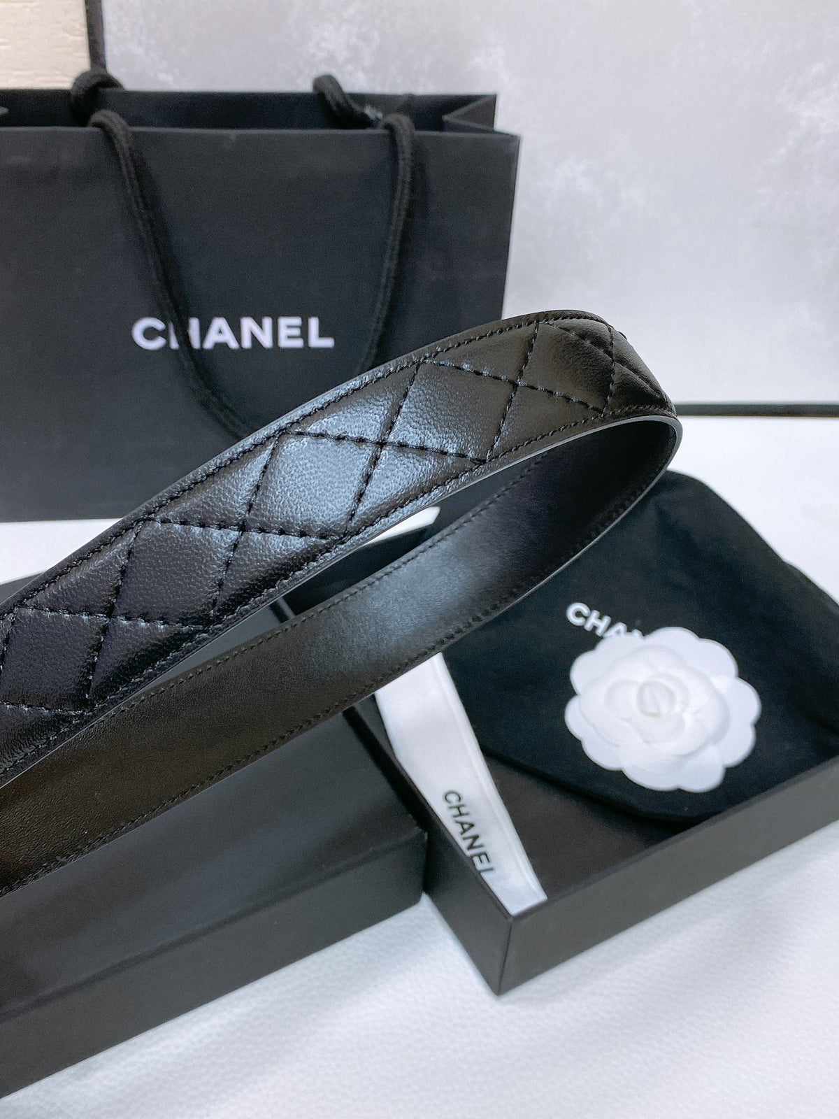 CC BELT 30 MM IN BLACK EMBROIDERED CALFSKIN PEARL LOGO WITH GOLD HARDWARE