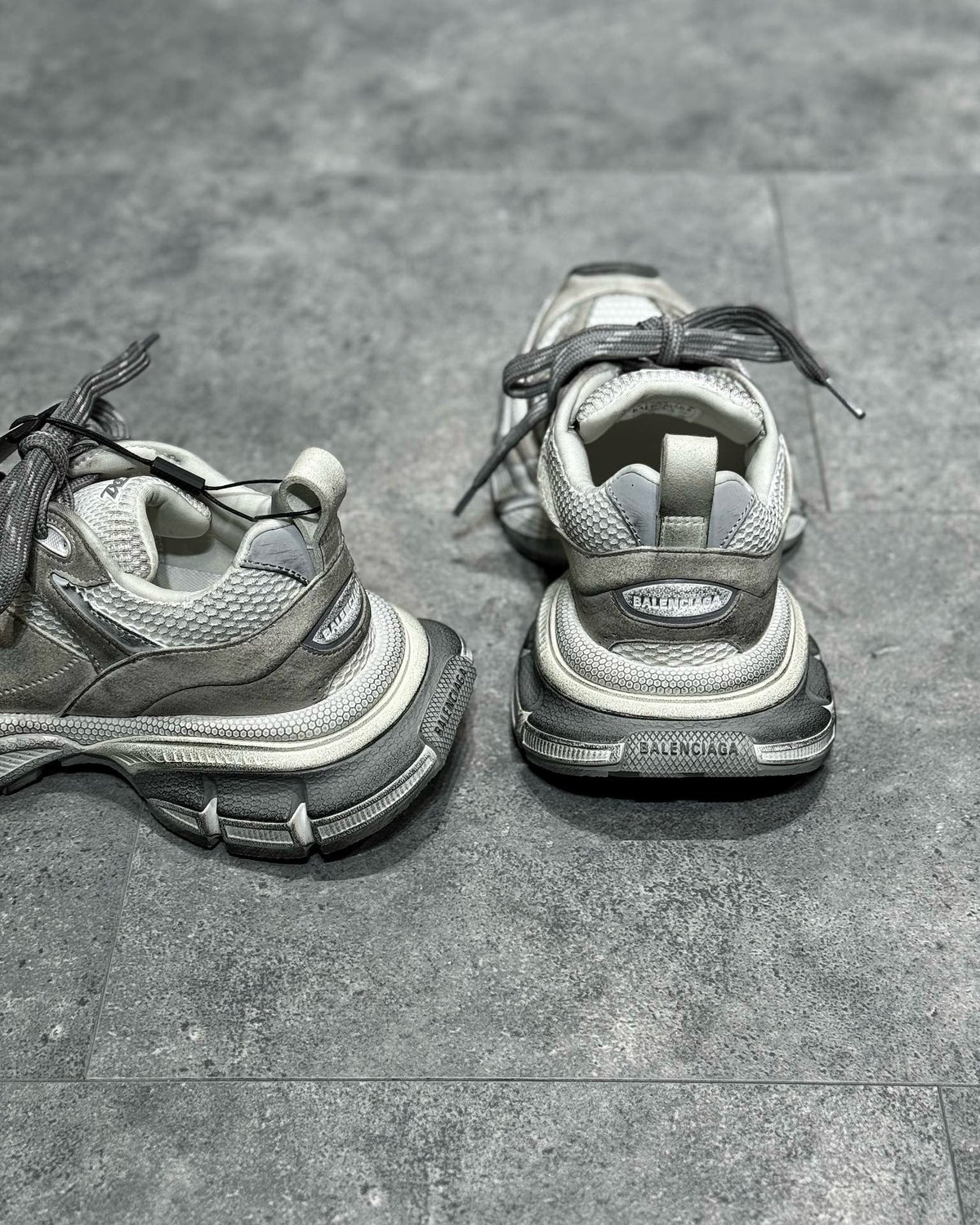 BLCG Sneakers