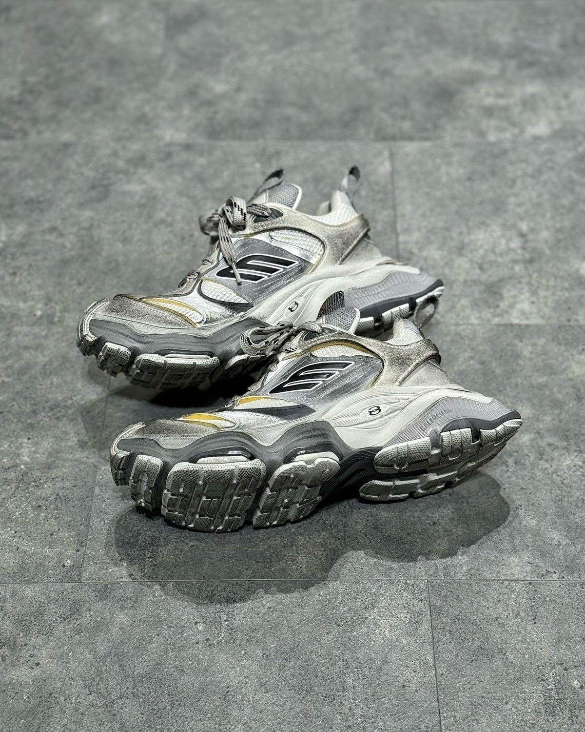 BLCG Sneakers
